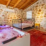 Вілла Luxury And Cosy