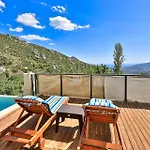 Вілла Luxury And Cosy