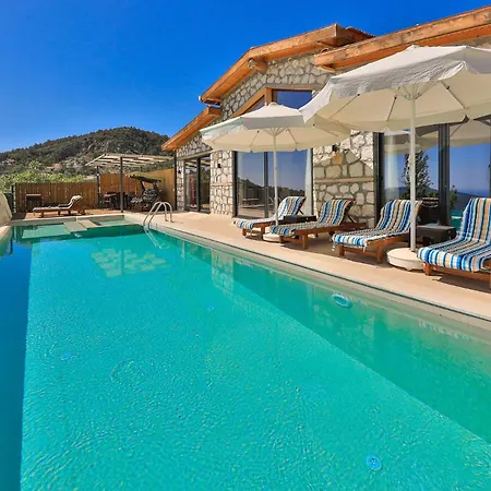 Luxury And Cosy Villa *