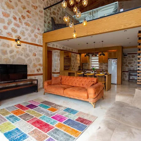Luxury And Cosy Villa *
